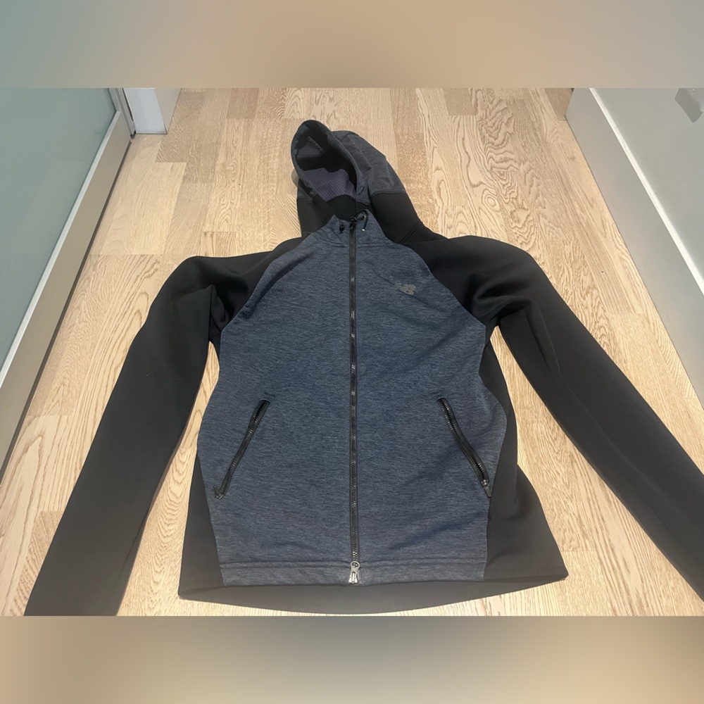 New balance running jacket